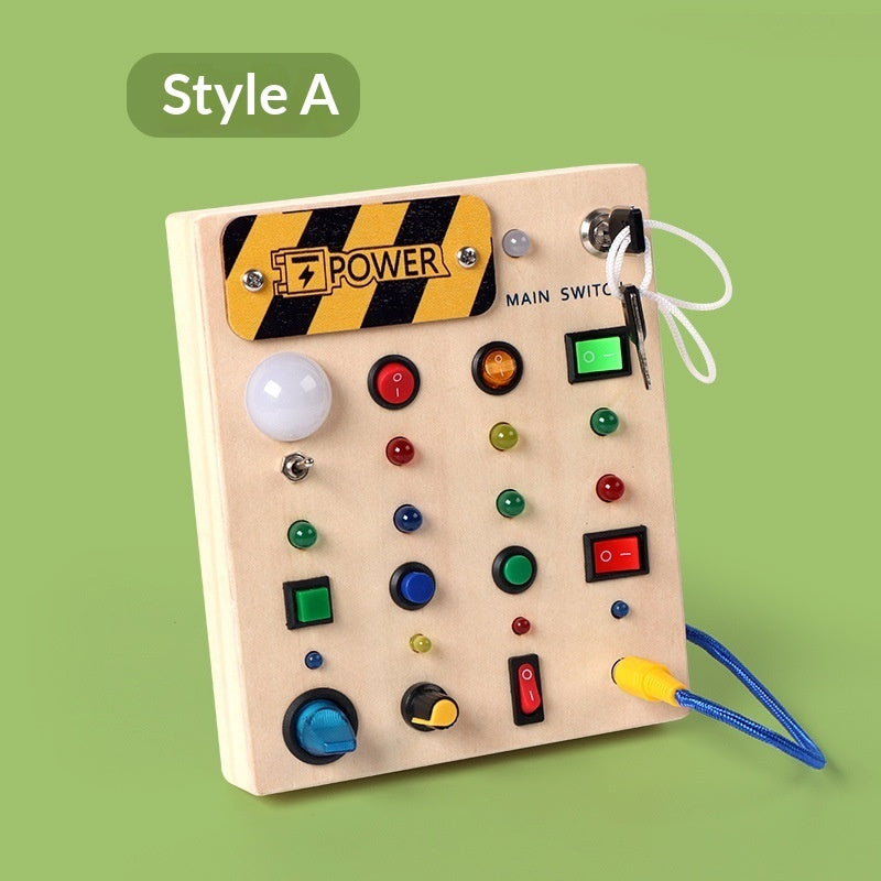 Montessori Busy Board: Das interaktive Licht- & Schalter-Abenteuer aus Holz
