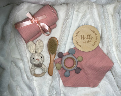 Newborn Geschenkbox Set Hase