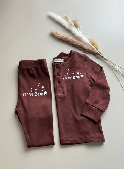 Personalisierbare Baby Pyjama und Loungewear